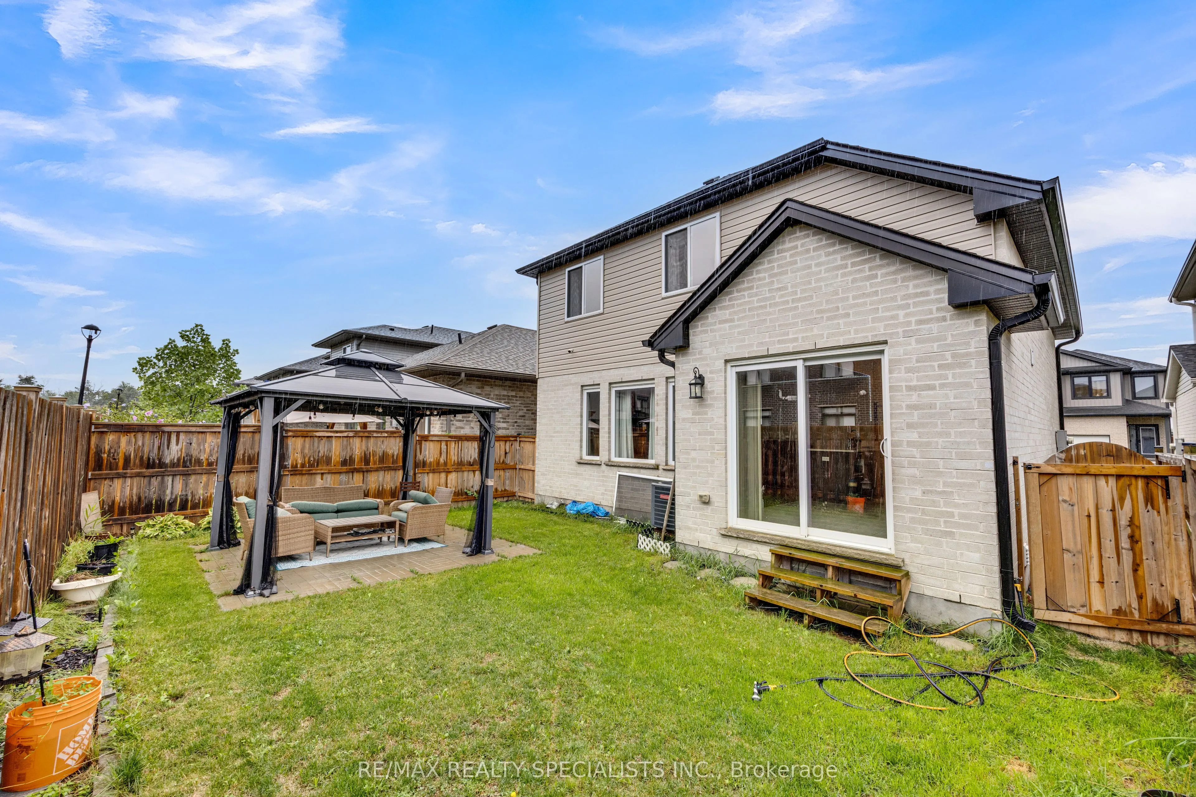 3270 Singleton Avenue #18