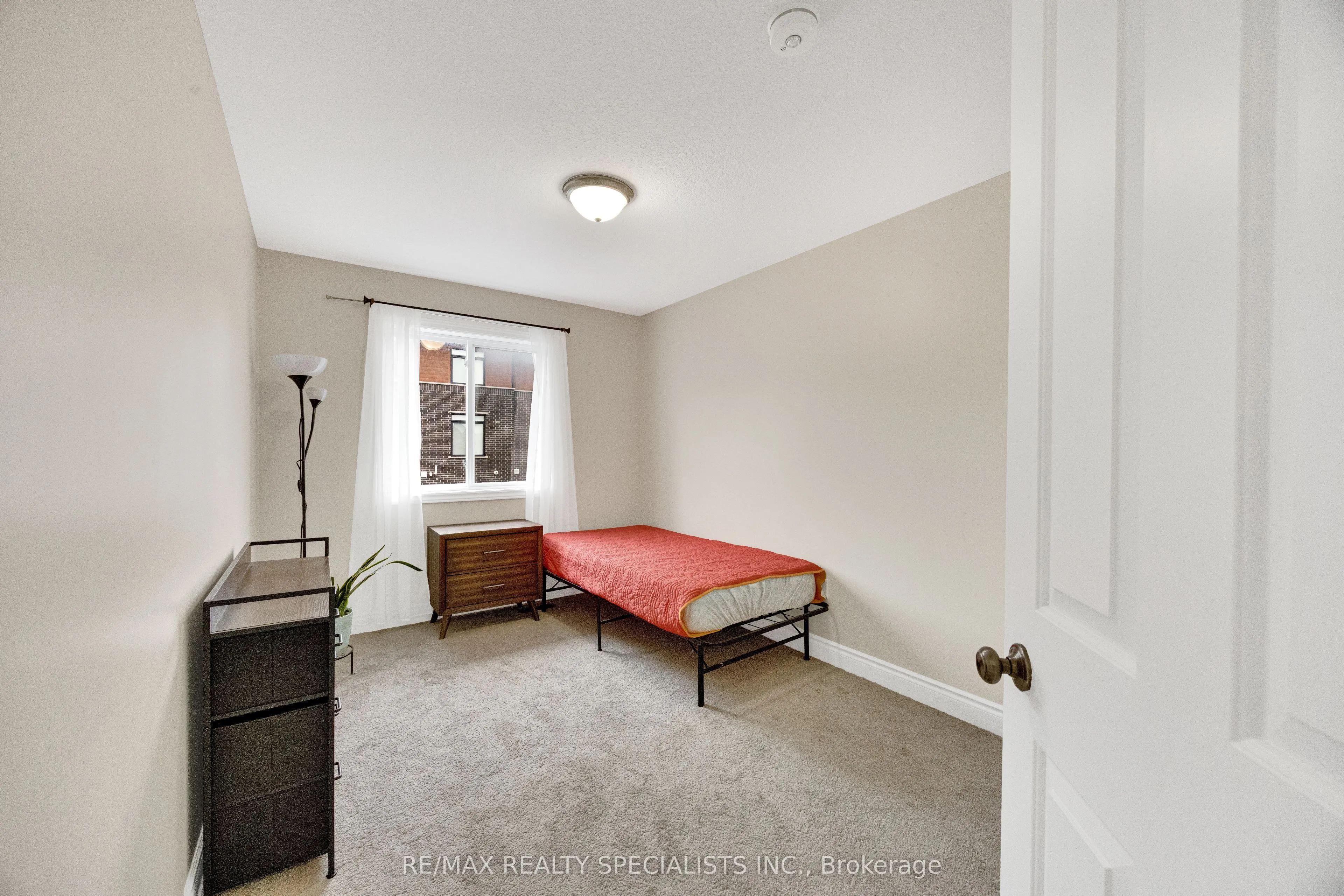 3270 Singleton Avenue #18