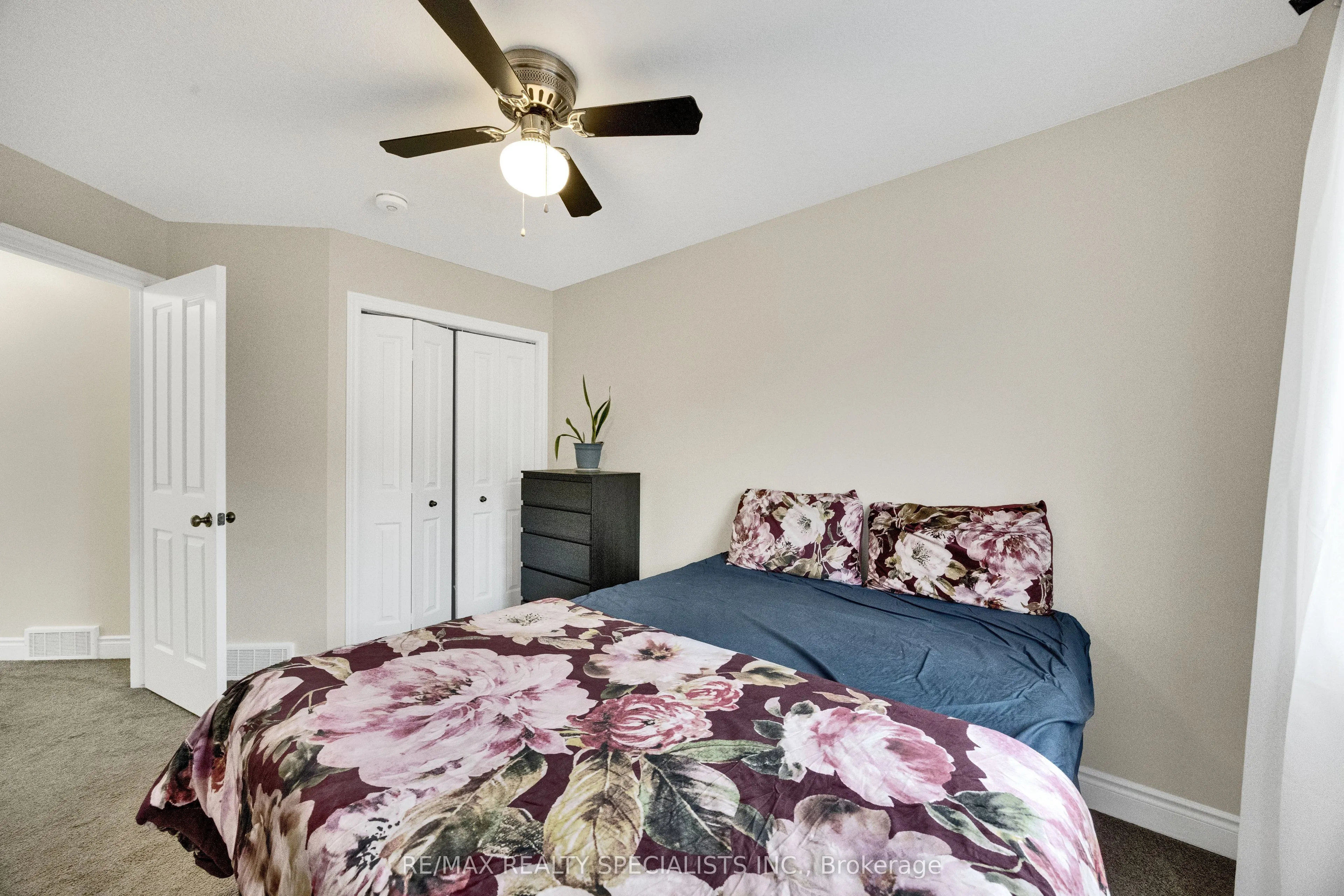 3270 Singleton Avenue #18