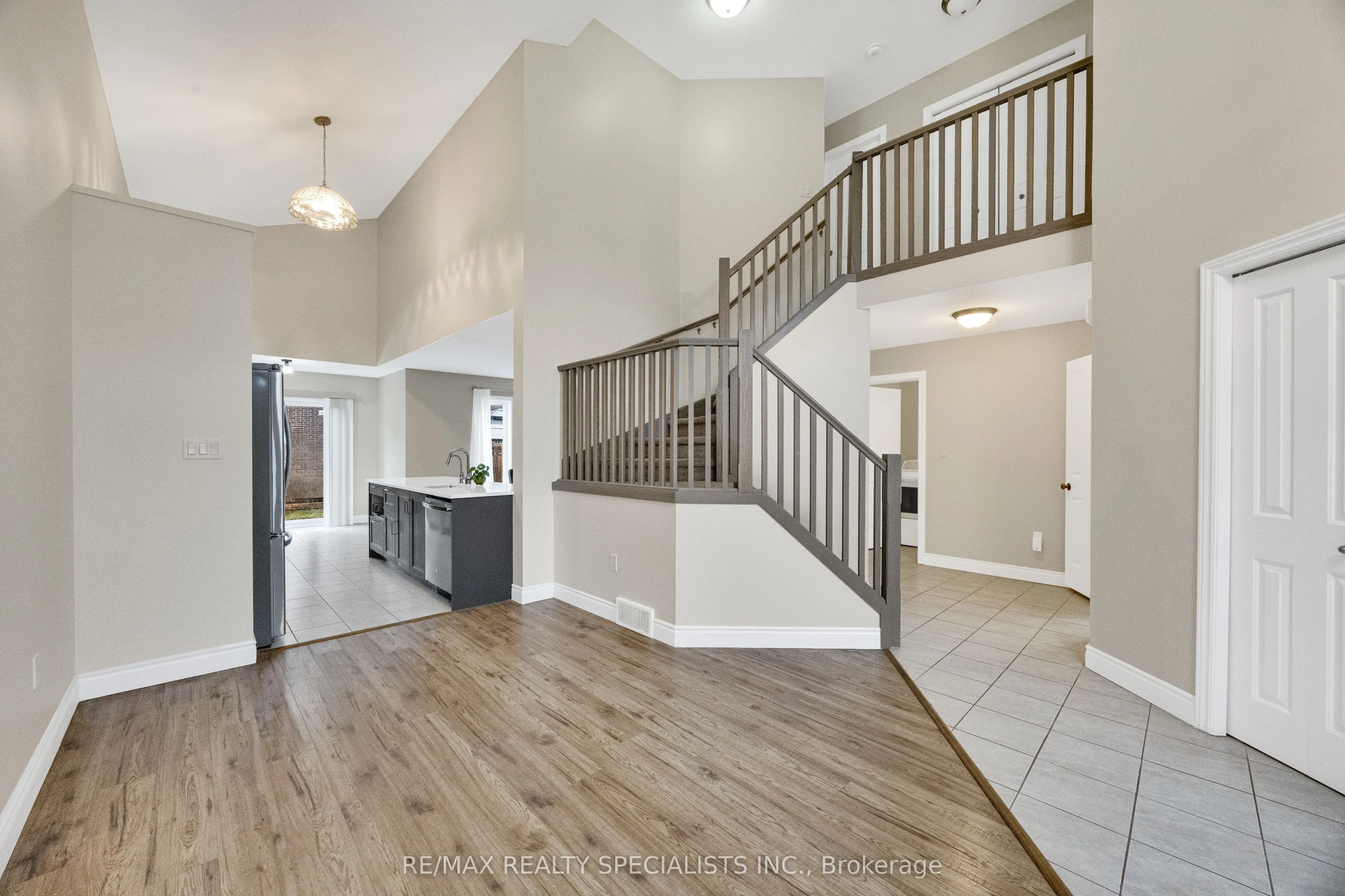 3270 Singleton Avenue #18