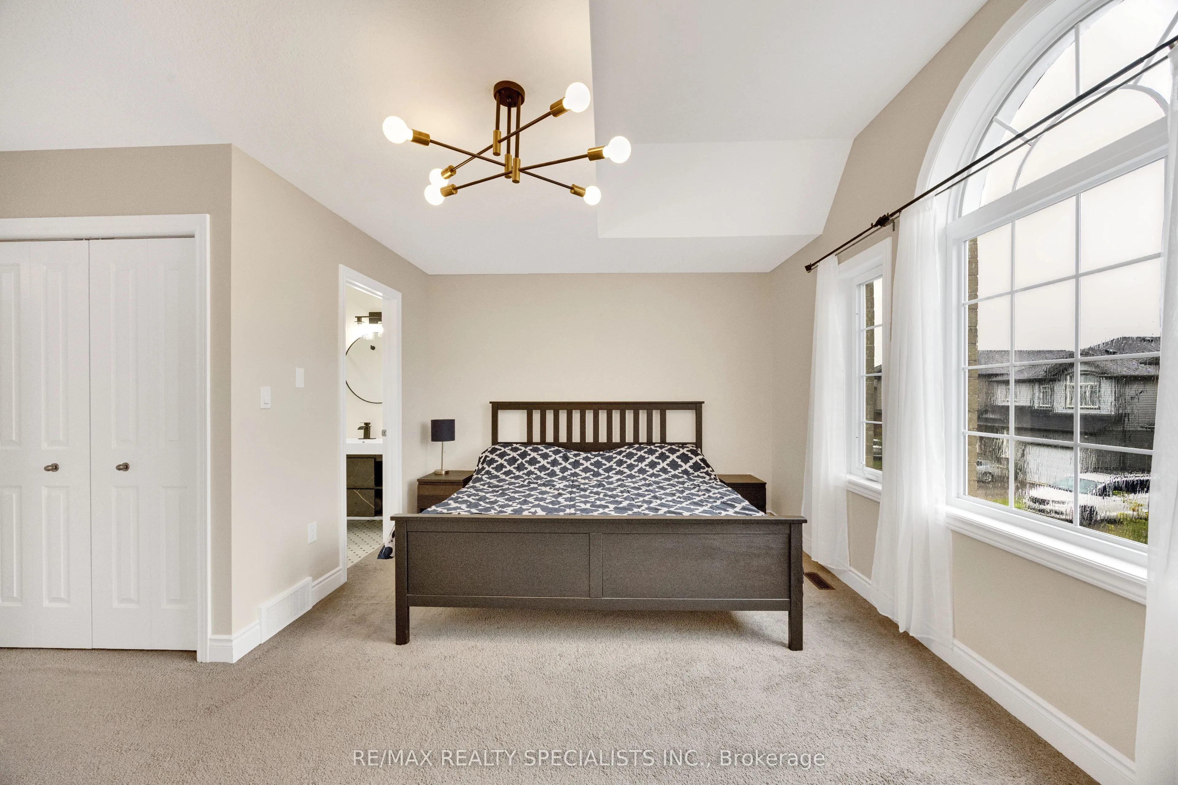 3270 Singleton Avenue #18