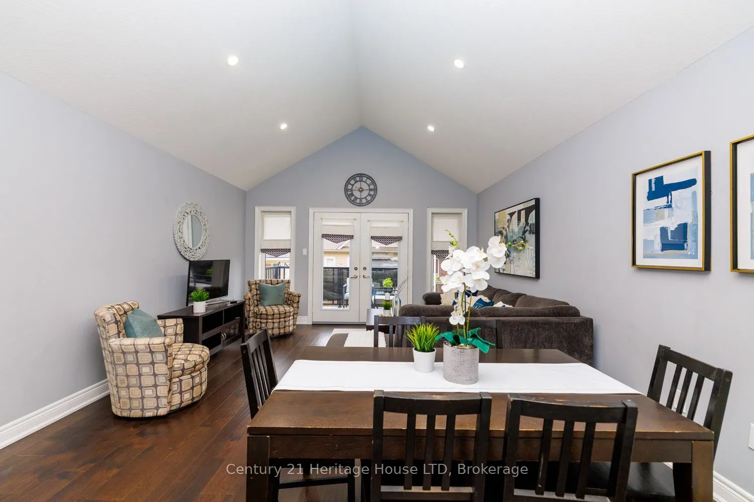 7 Kenmar Court