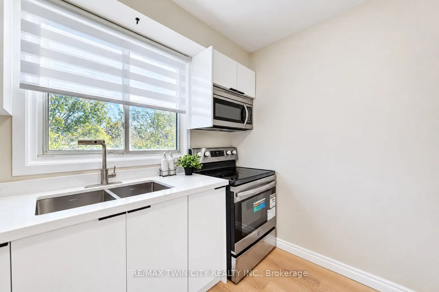 121 Morgan Avenue #25