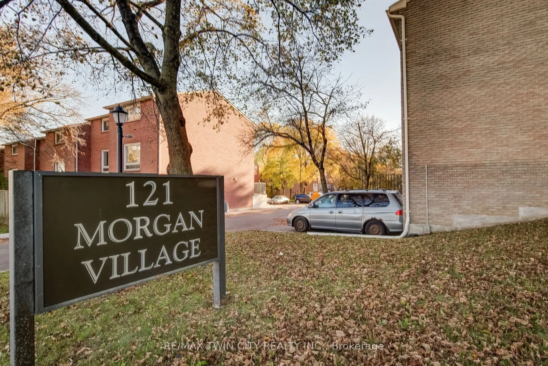 121 Morgan Avenue #25