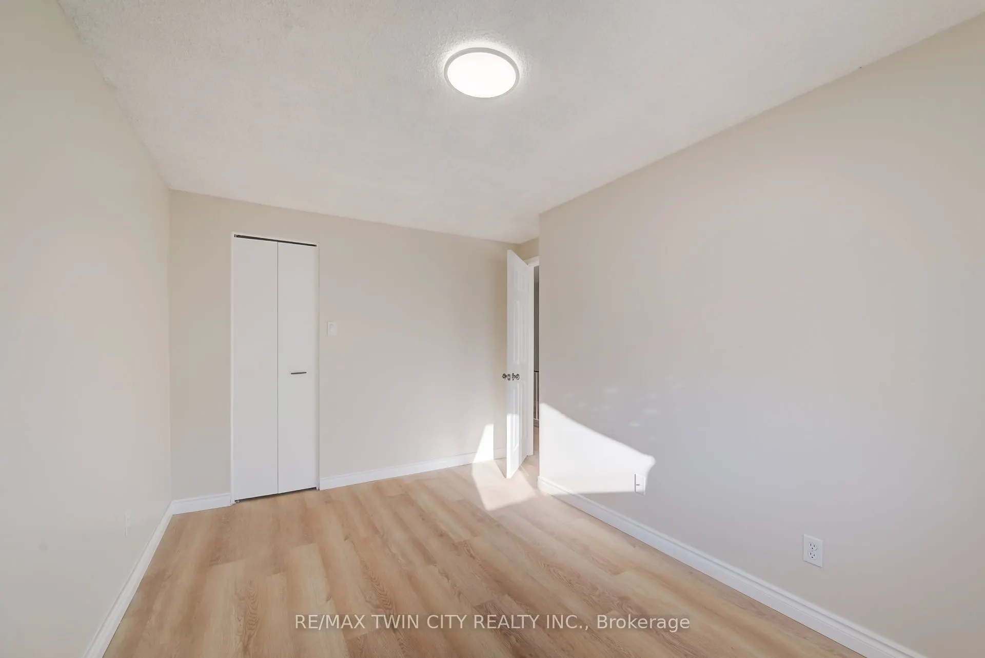 121 Morgan Avenue #25