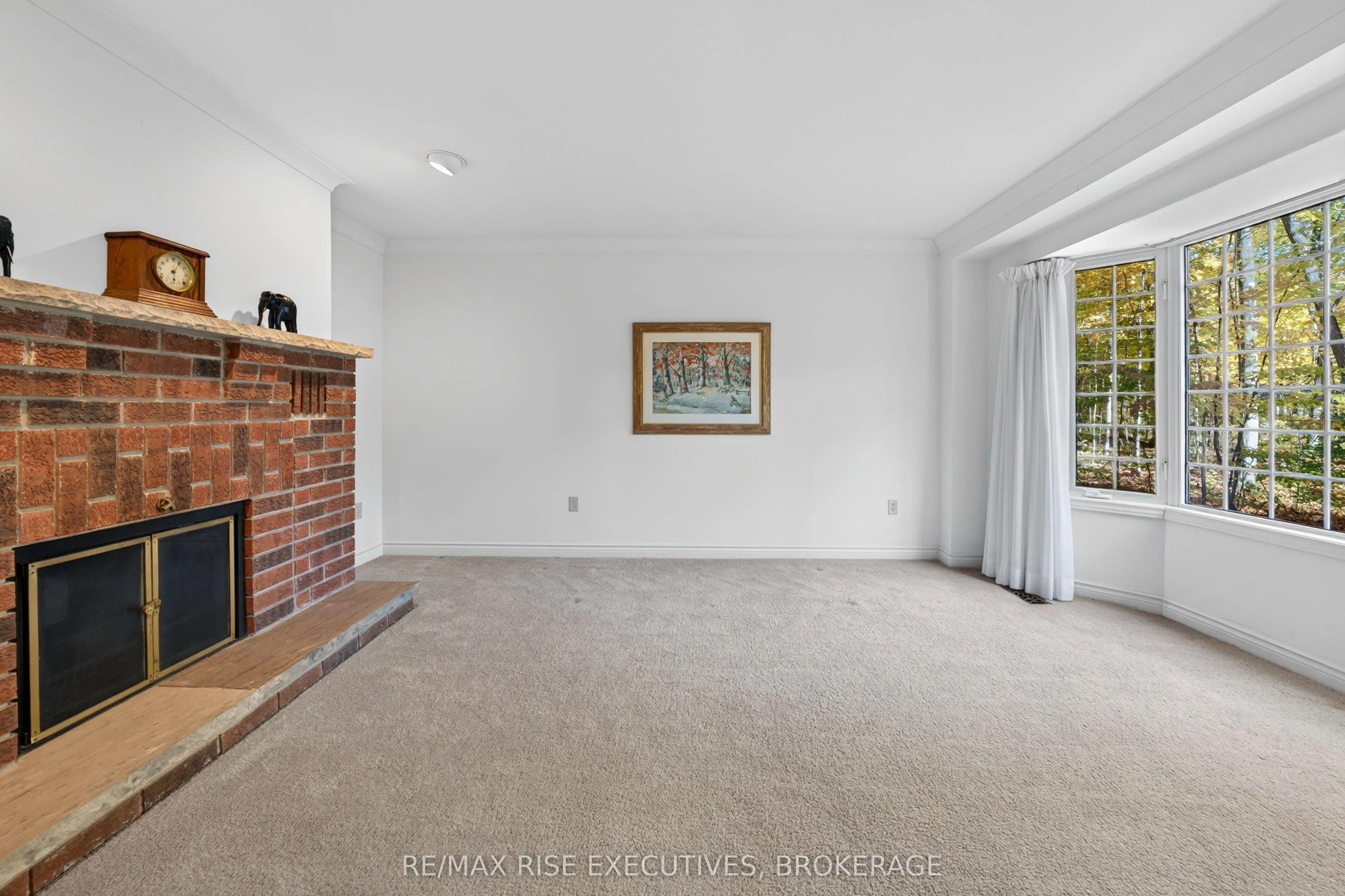 1685 Woodmount Grove