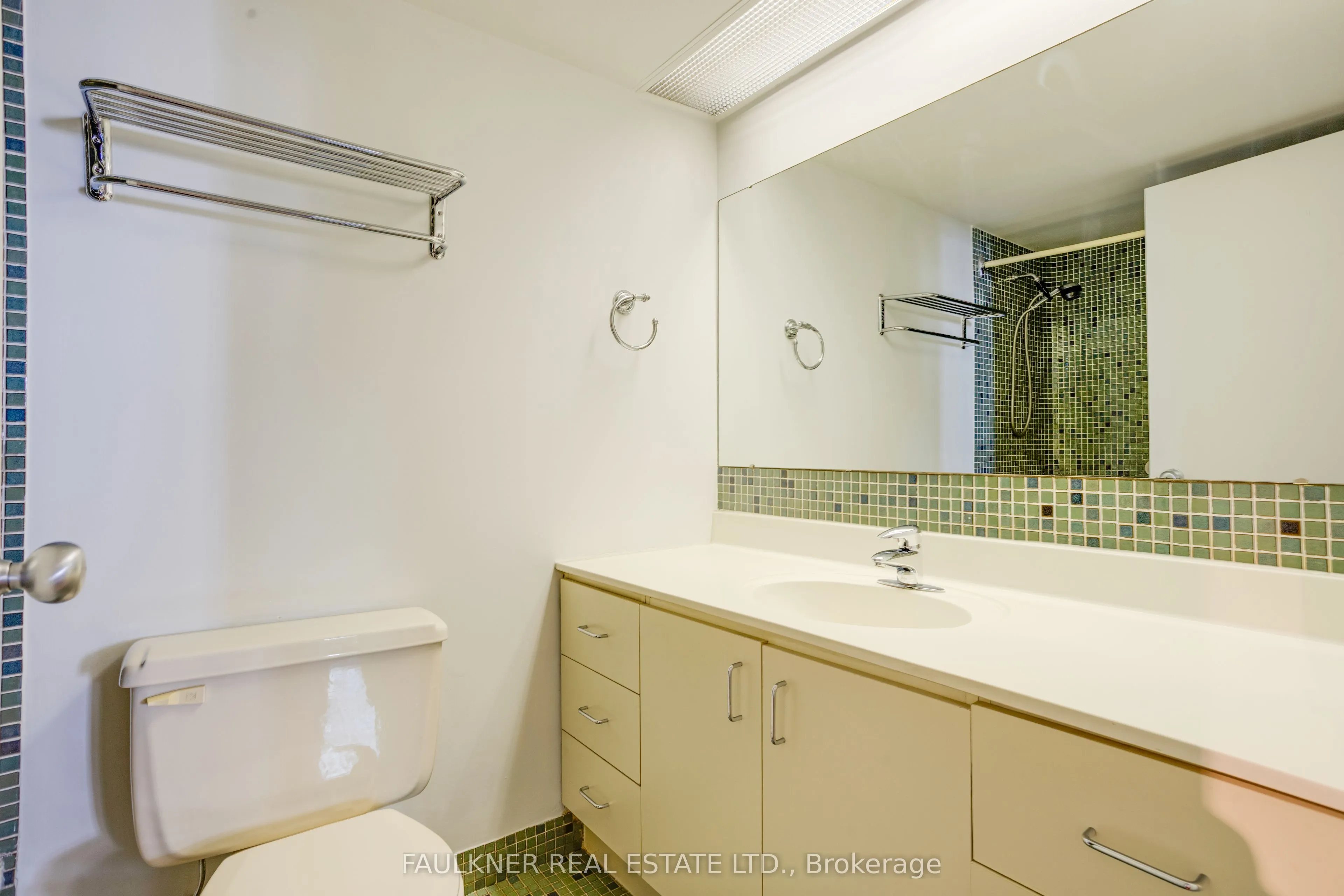 151 Bay Street #109