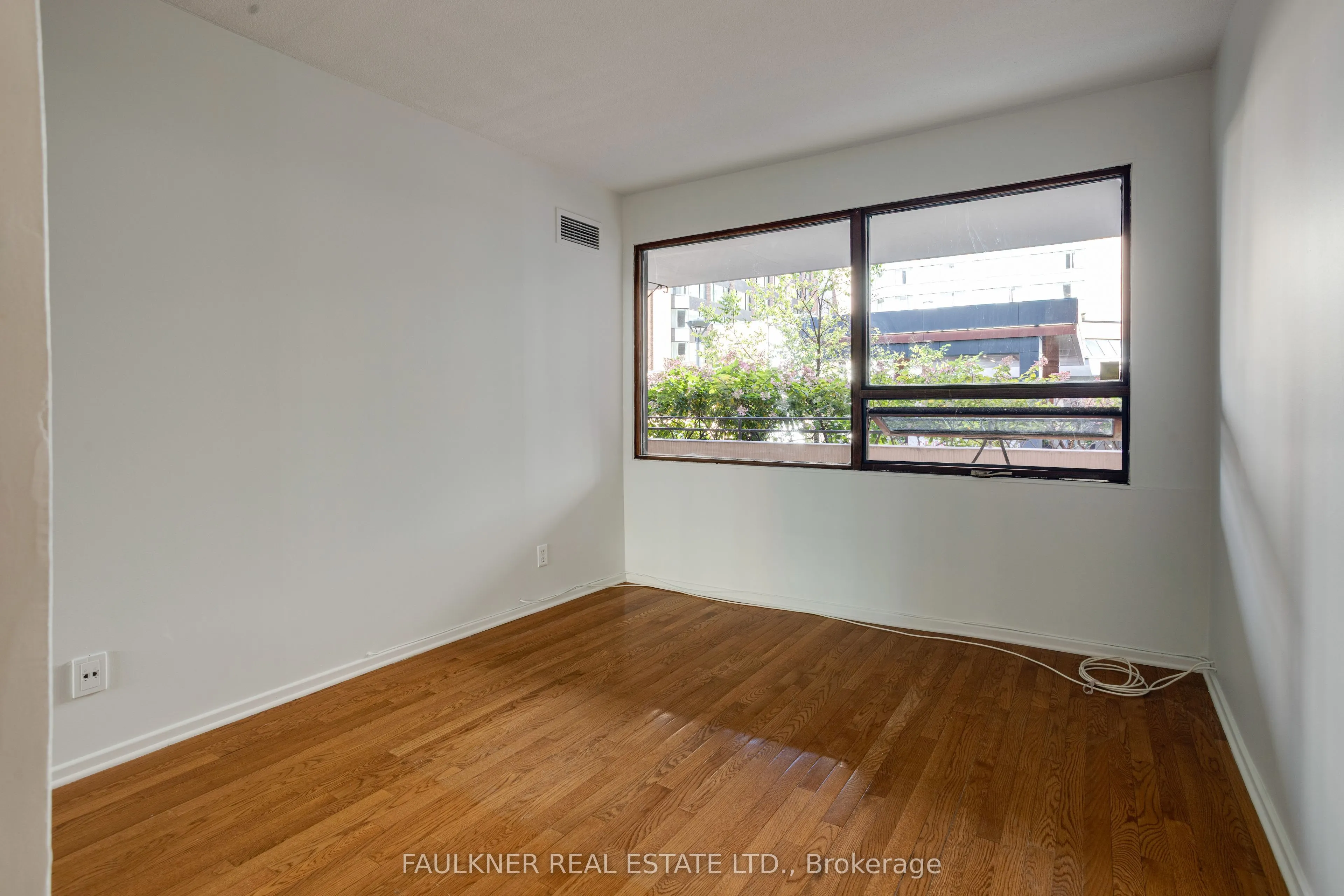 151 Bay Street #109