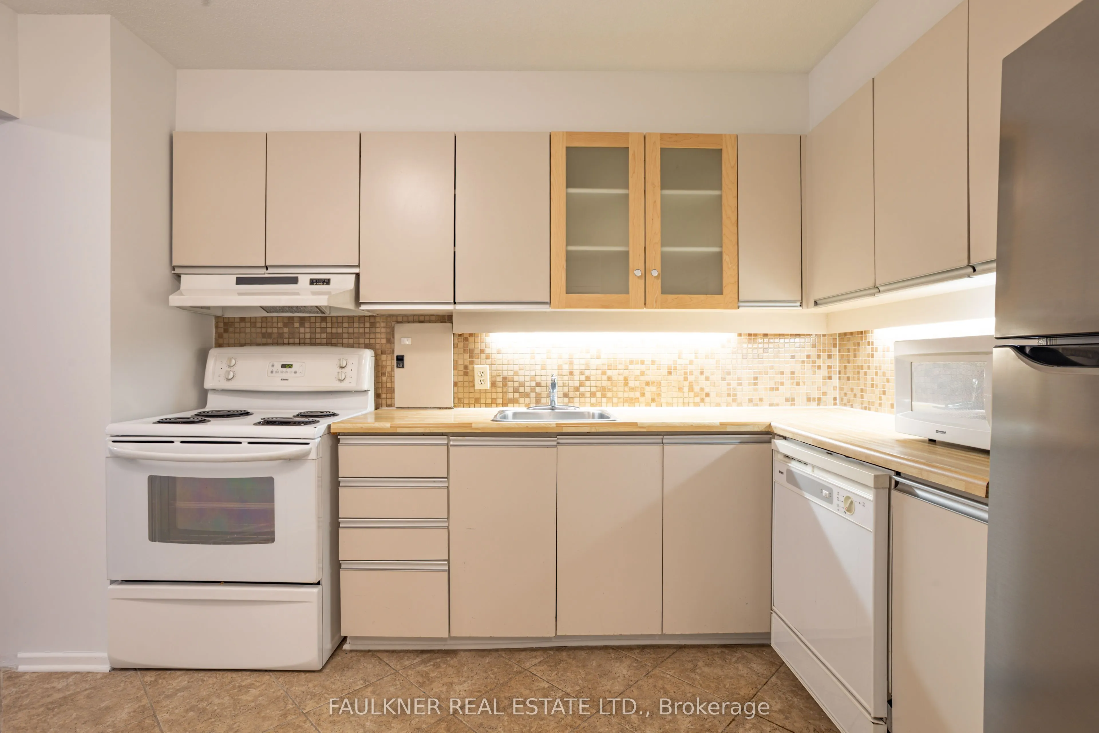 151 Bay Street #109