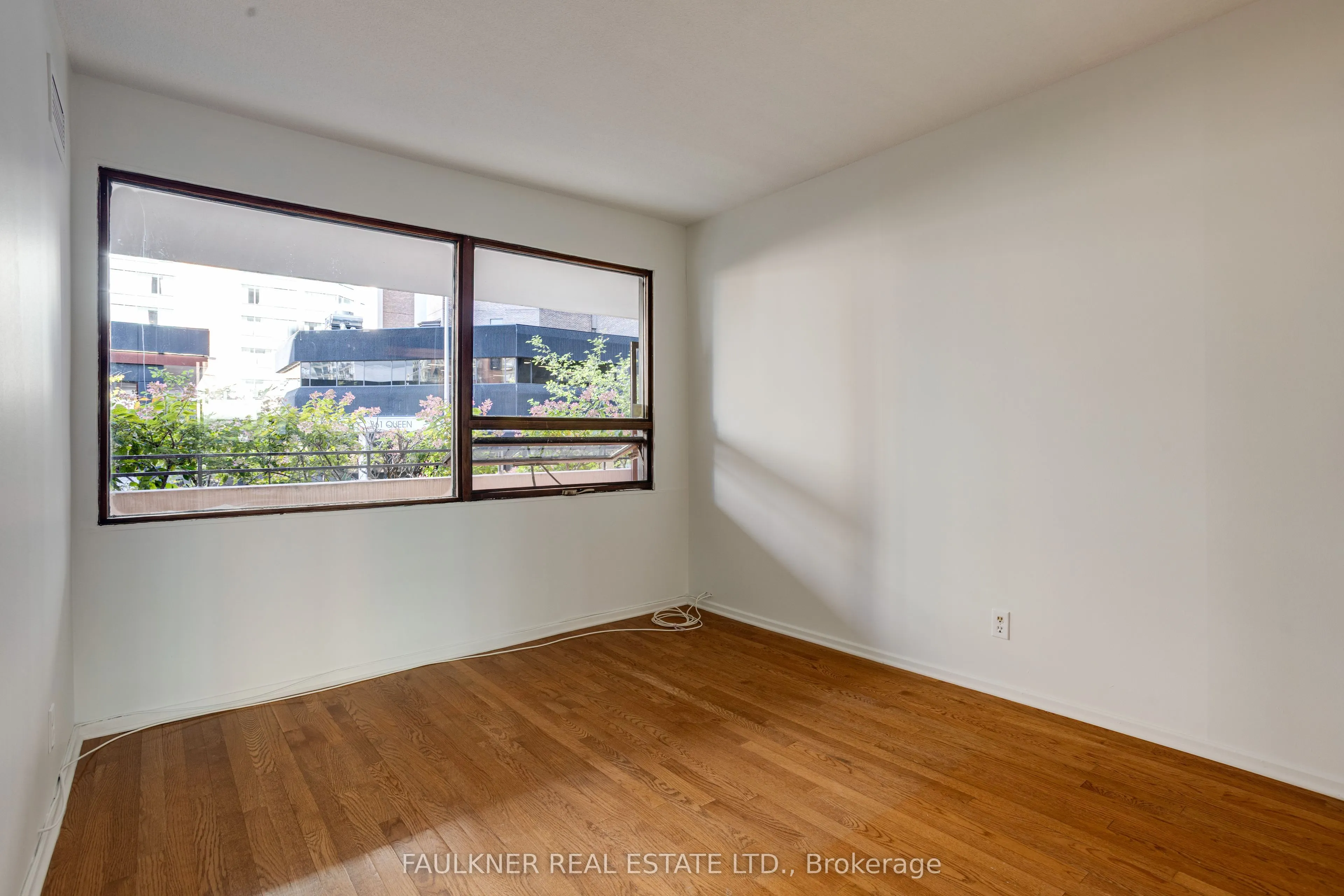 151 Bay Street #109
