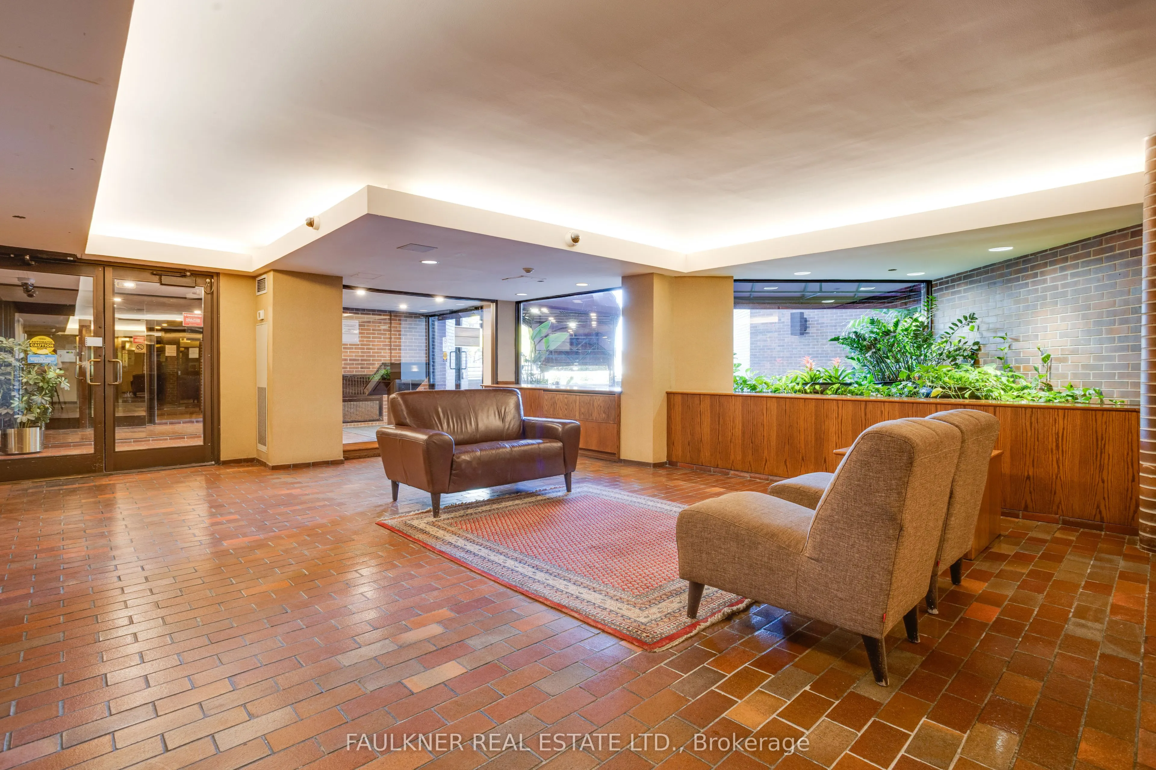 151 Bay Street #109