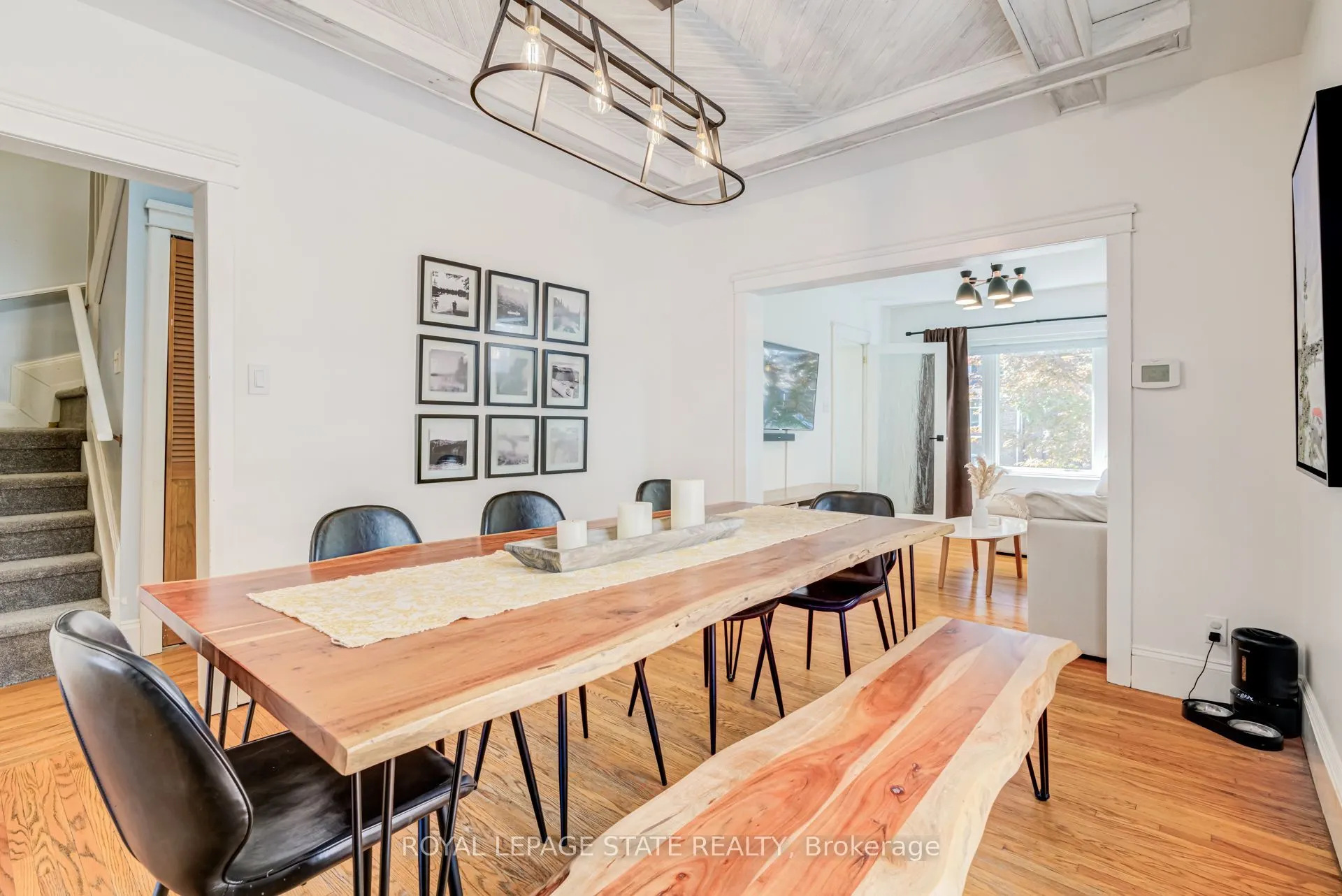 175 Rosslyn Avenue S