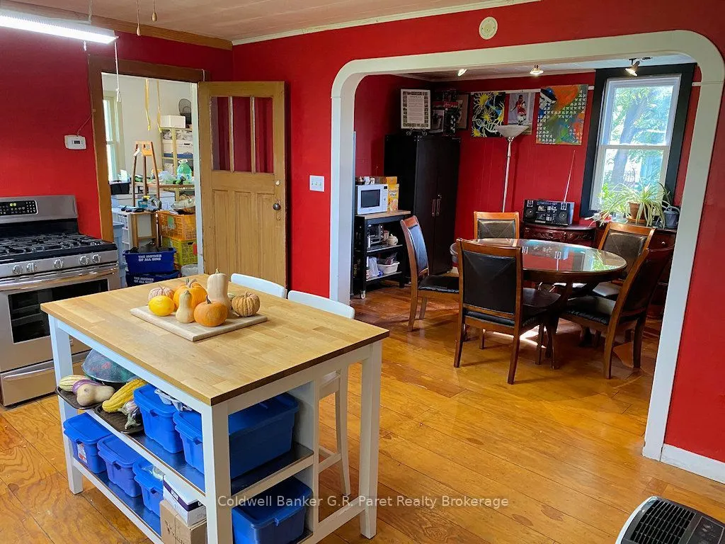 722 6th Conc Road