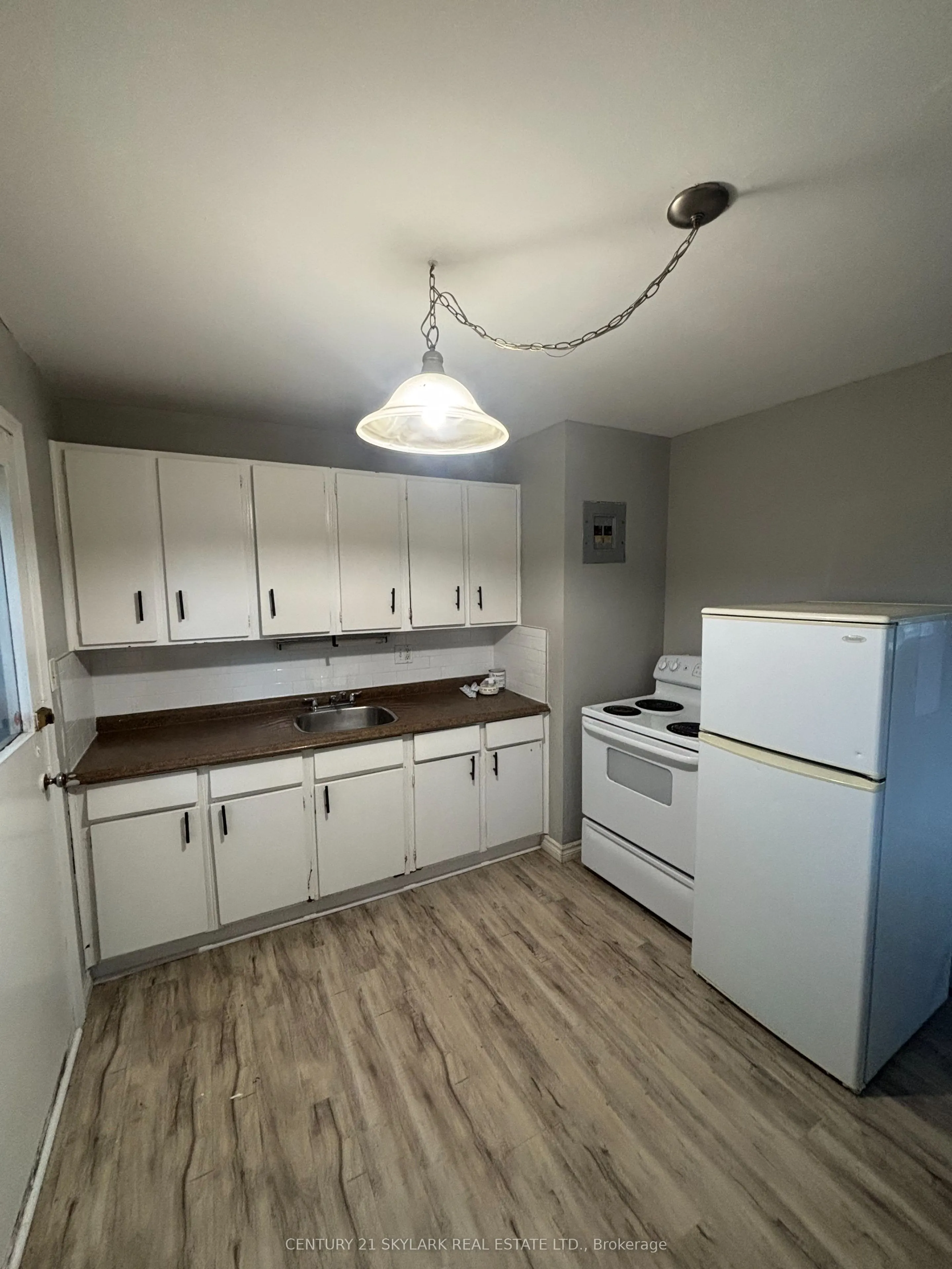 75 Highland Road E #2
