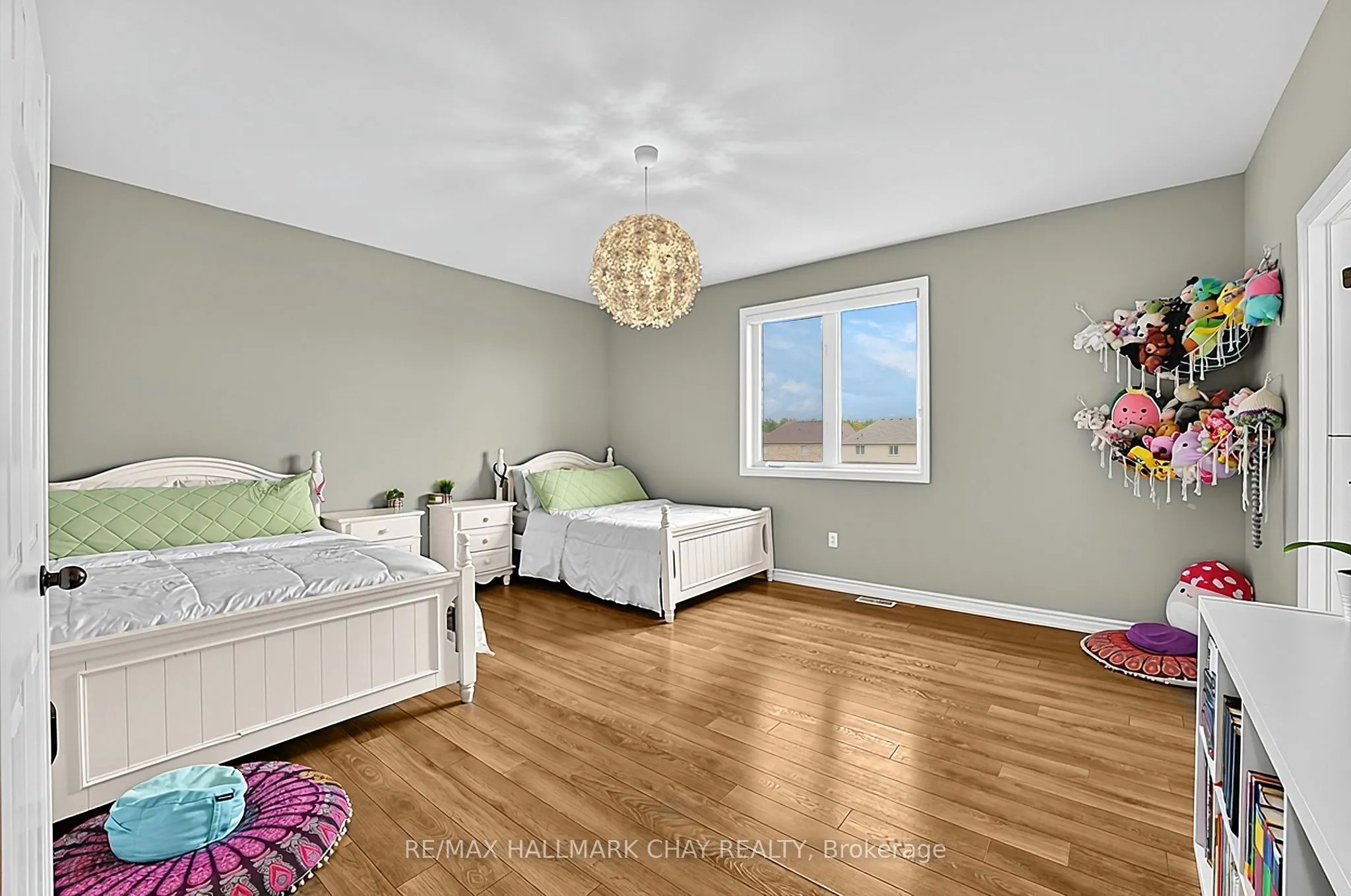8445 Sweet Chestnut Drive
