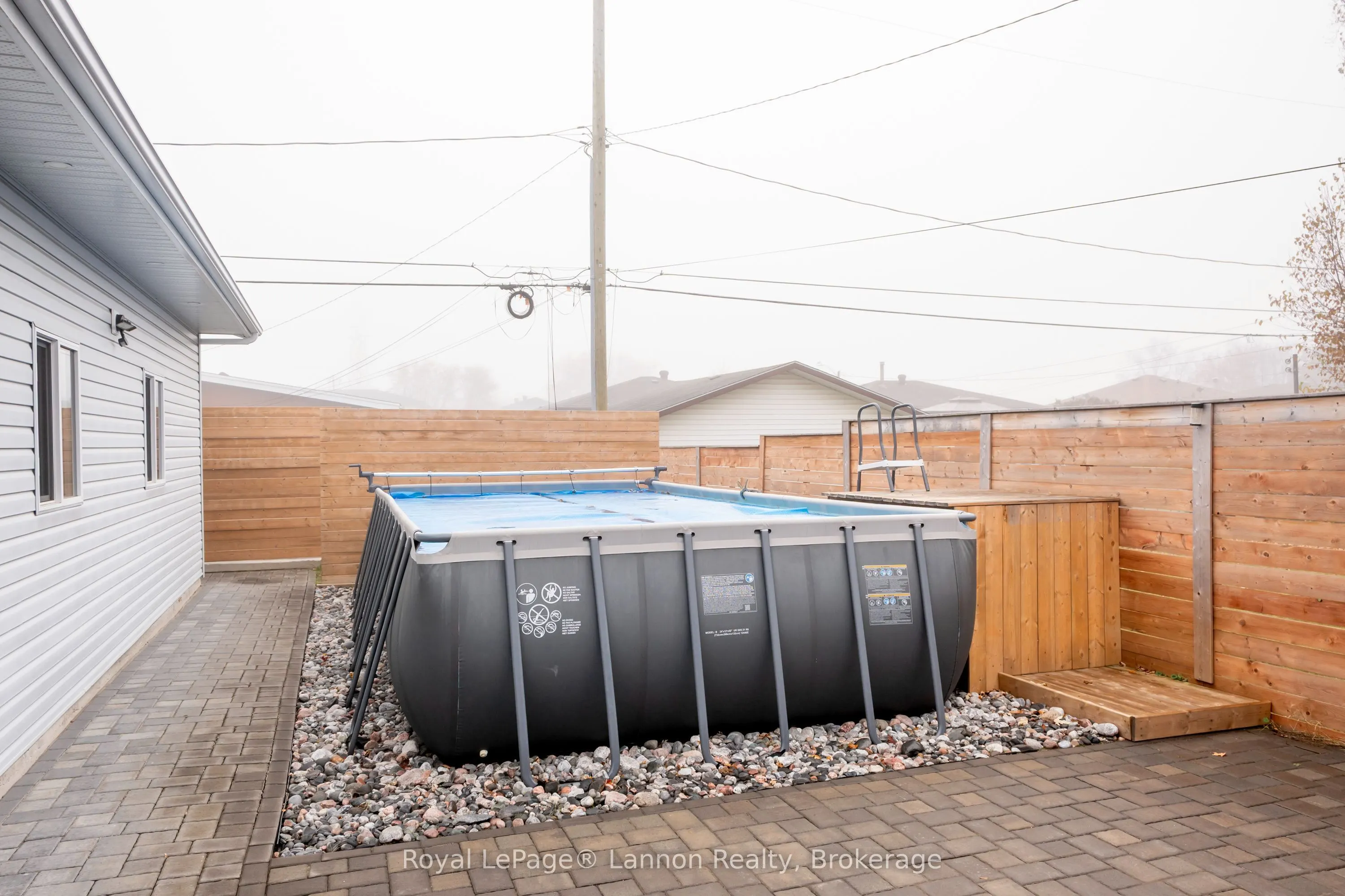 524 Wiltshire Crescent