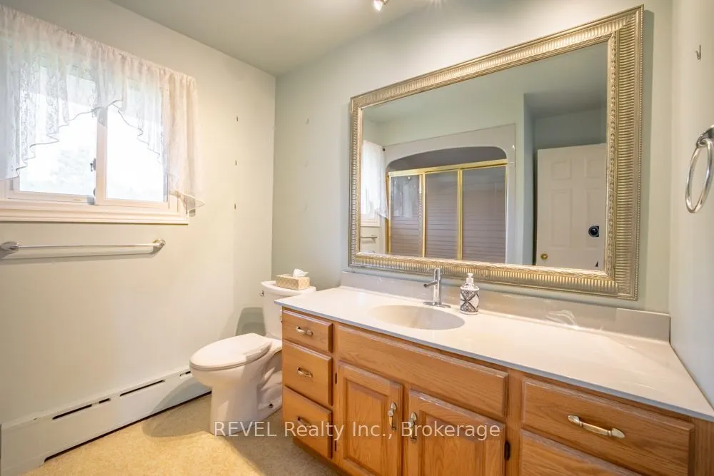 2229 Houck Crescent