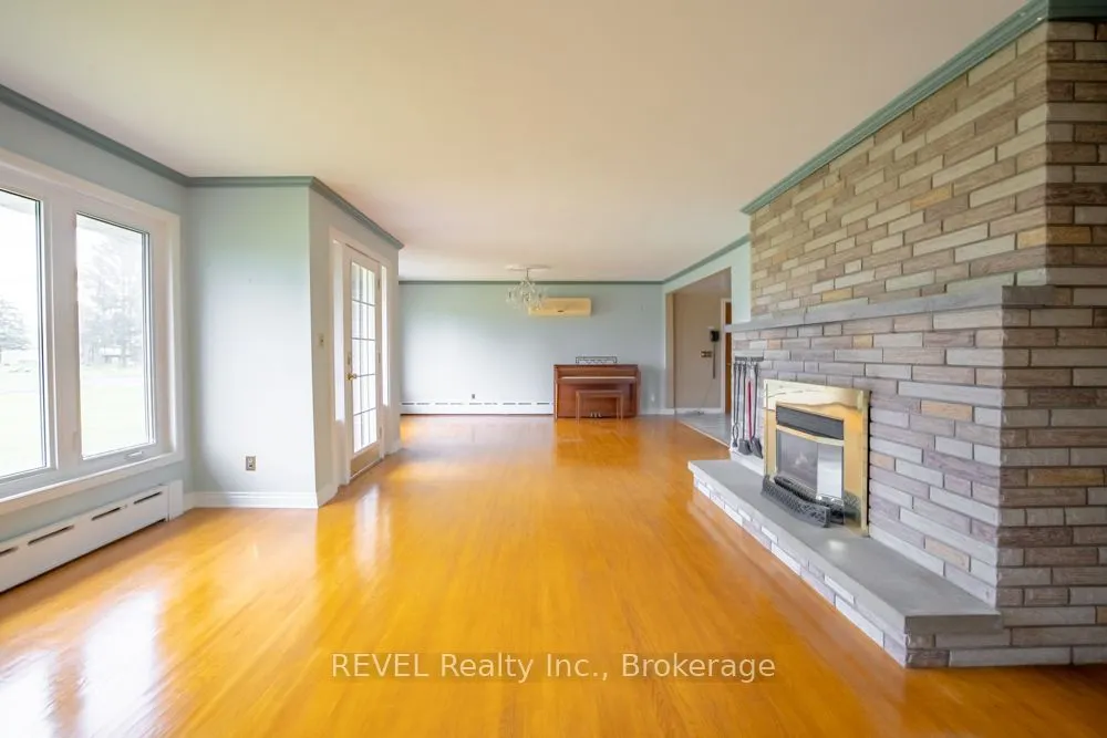 2229 Houck Crescent