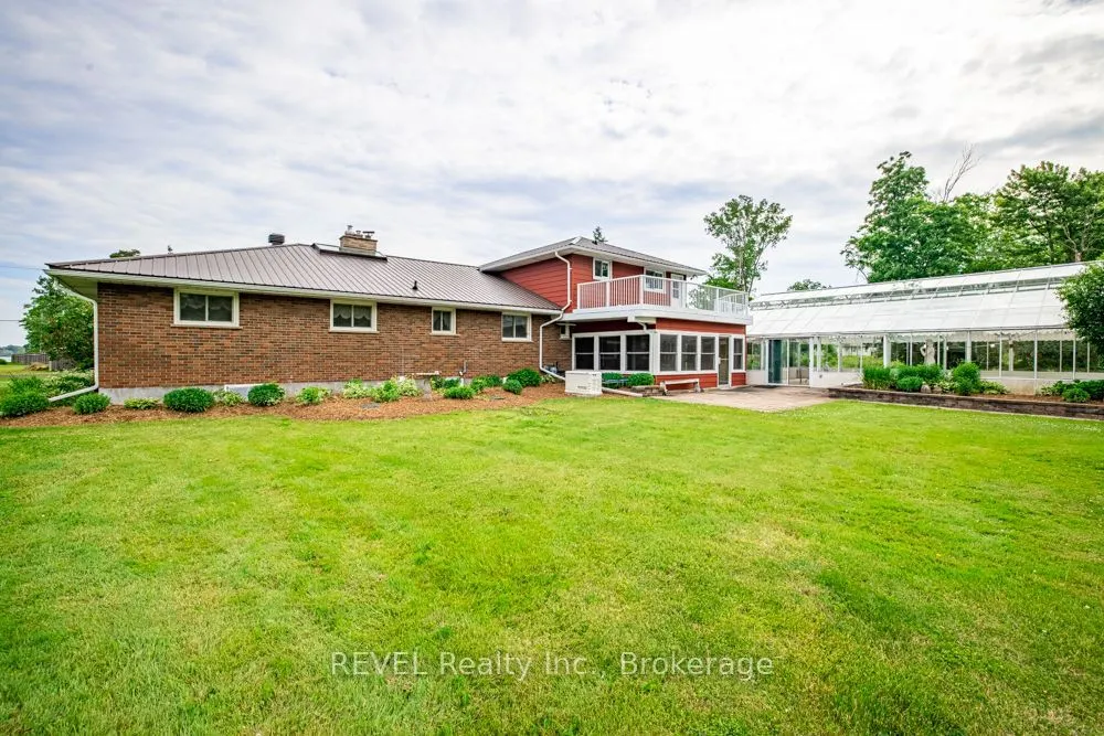 2229 Houck Crescent