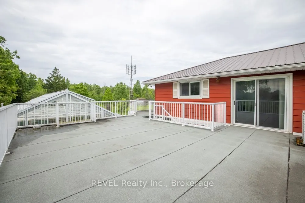 2229 Houck Crescent
