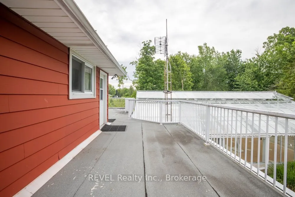 2229 Houck Crescent