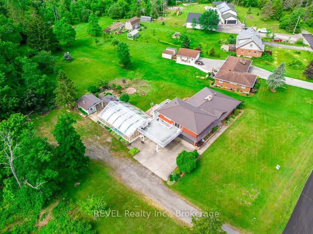 2229 Houck Crescent