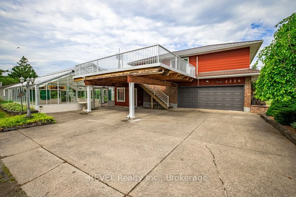 2229 Houck Crescent