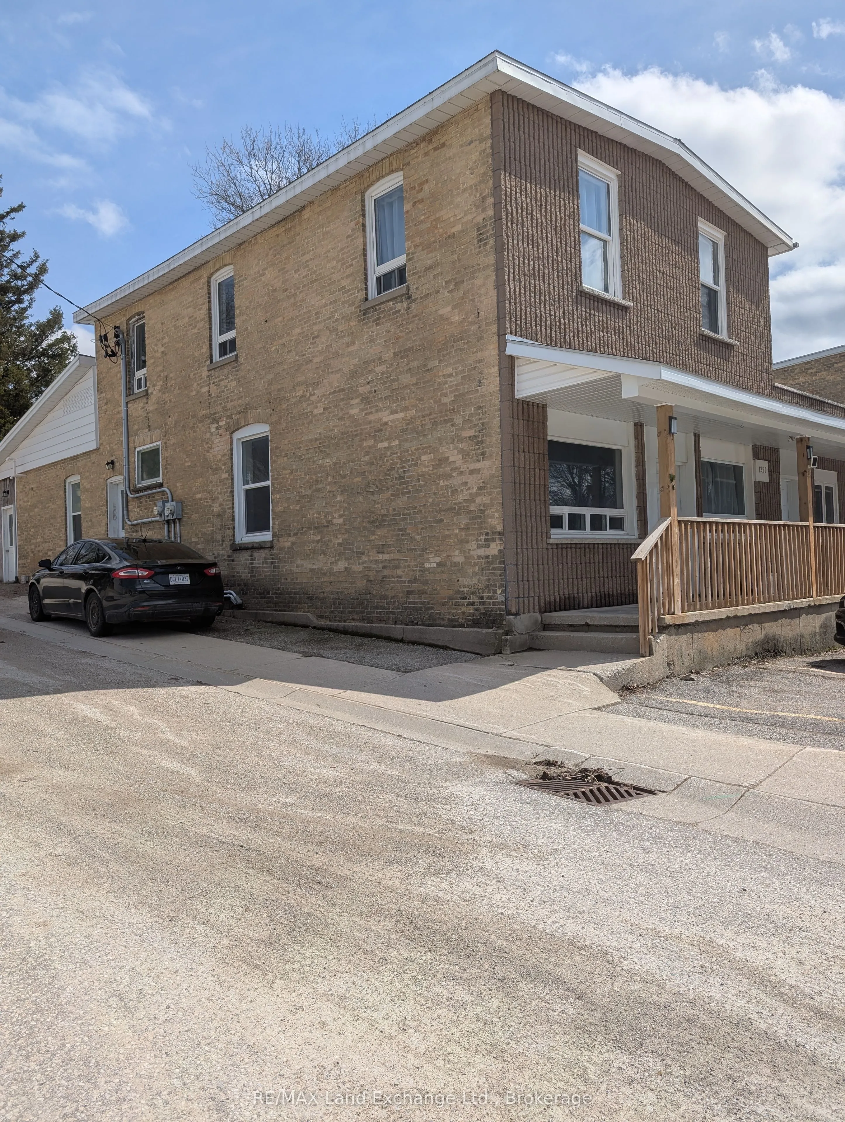 1220 Bruce  12 Road