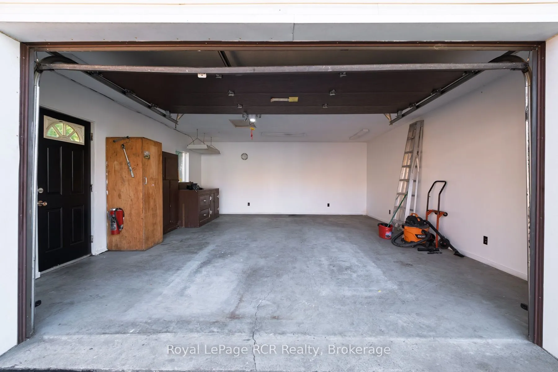 330 Melvin Avenue