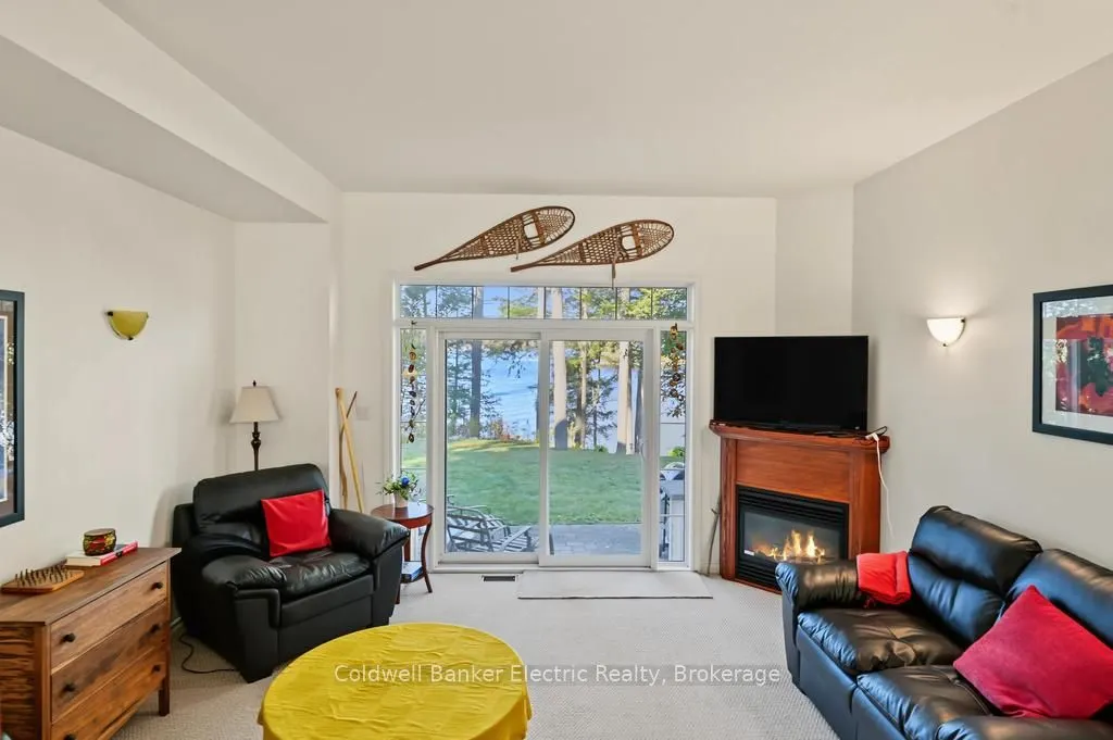 1579 Anstruther Lake Road #7
