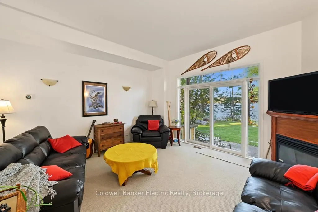 1579 Anstruther Lake Road #7