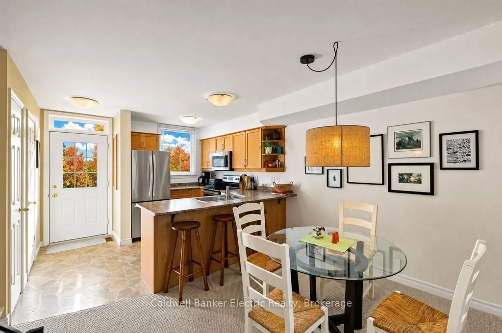1579 Anstruther Lake Road #7