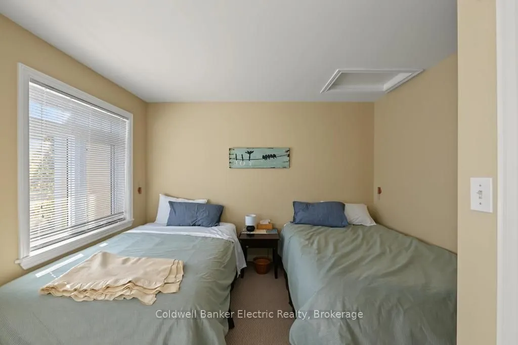 1579 Anstruther Lake Road #7