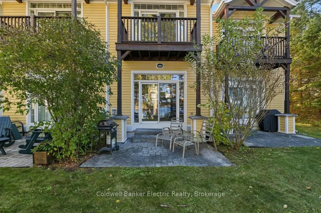1579 Anstruther Lake Road #7