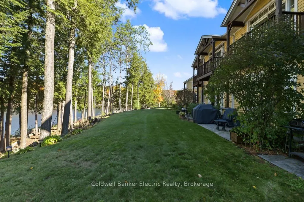 1579 Anstruther Lake Road #7