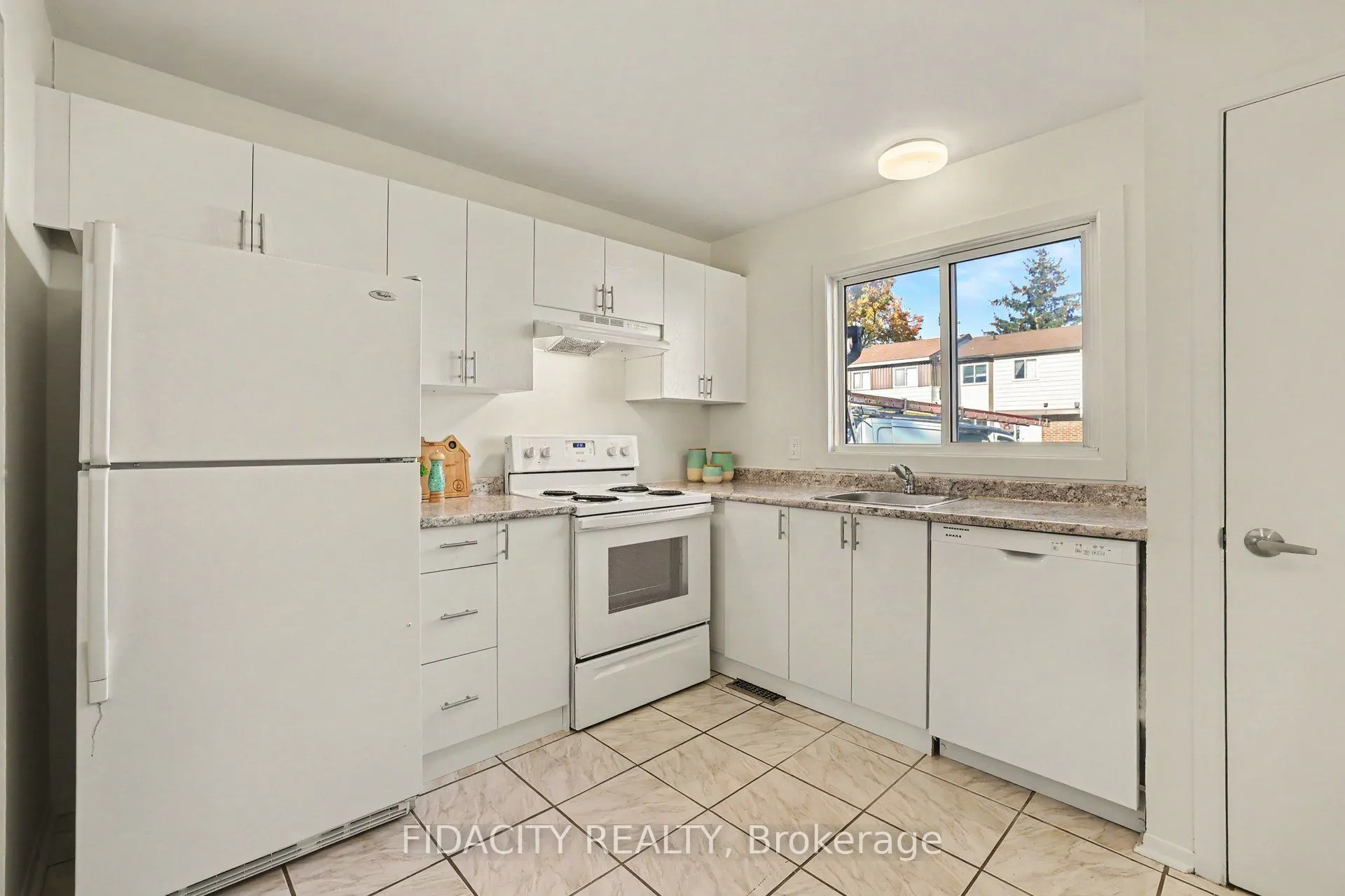 44 Foxfield Drive #E