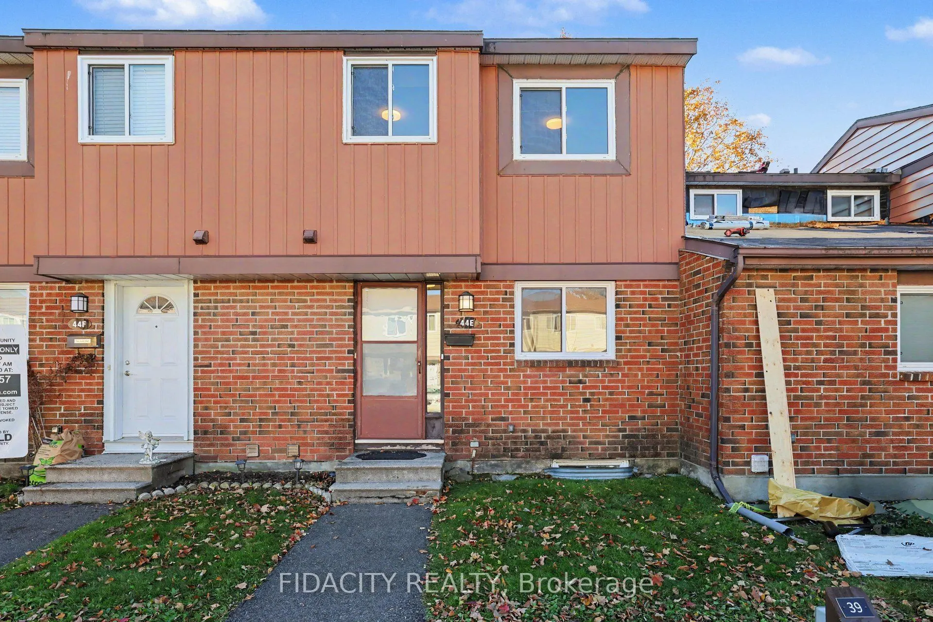 44 Foxfield Drive #E