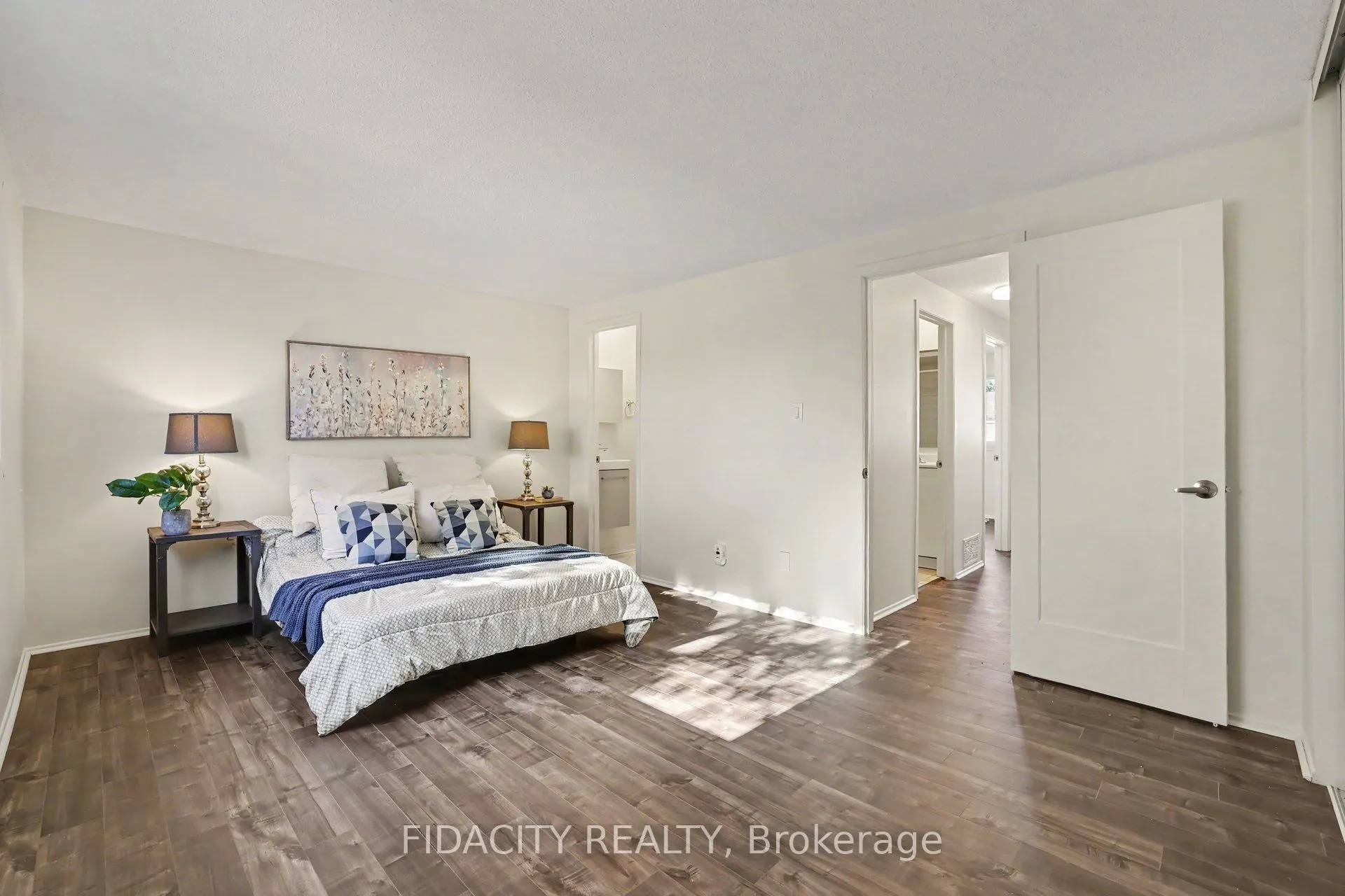 44 Foxfield Drive #E