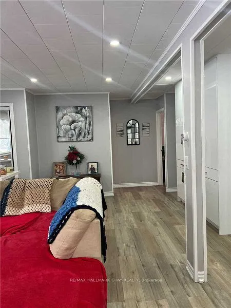 339 William Street #Upper