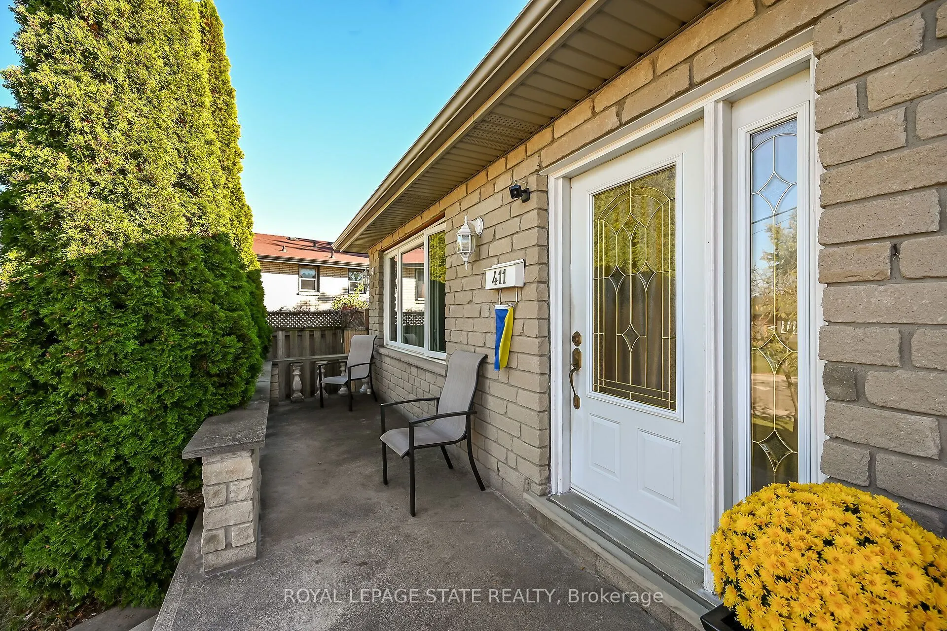 411 Queen Victoria Drive