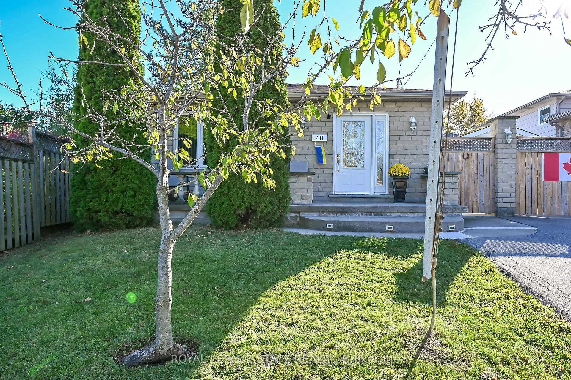 411 Queen Victoria Drive