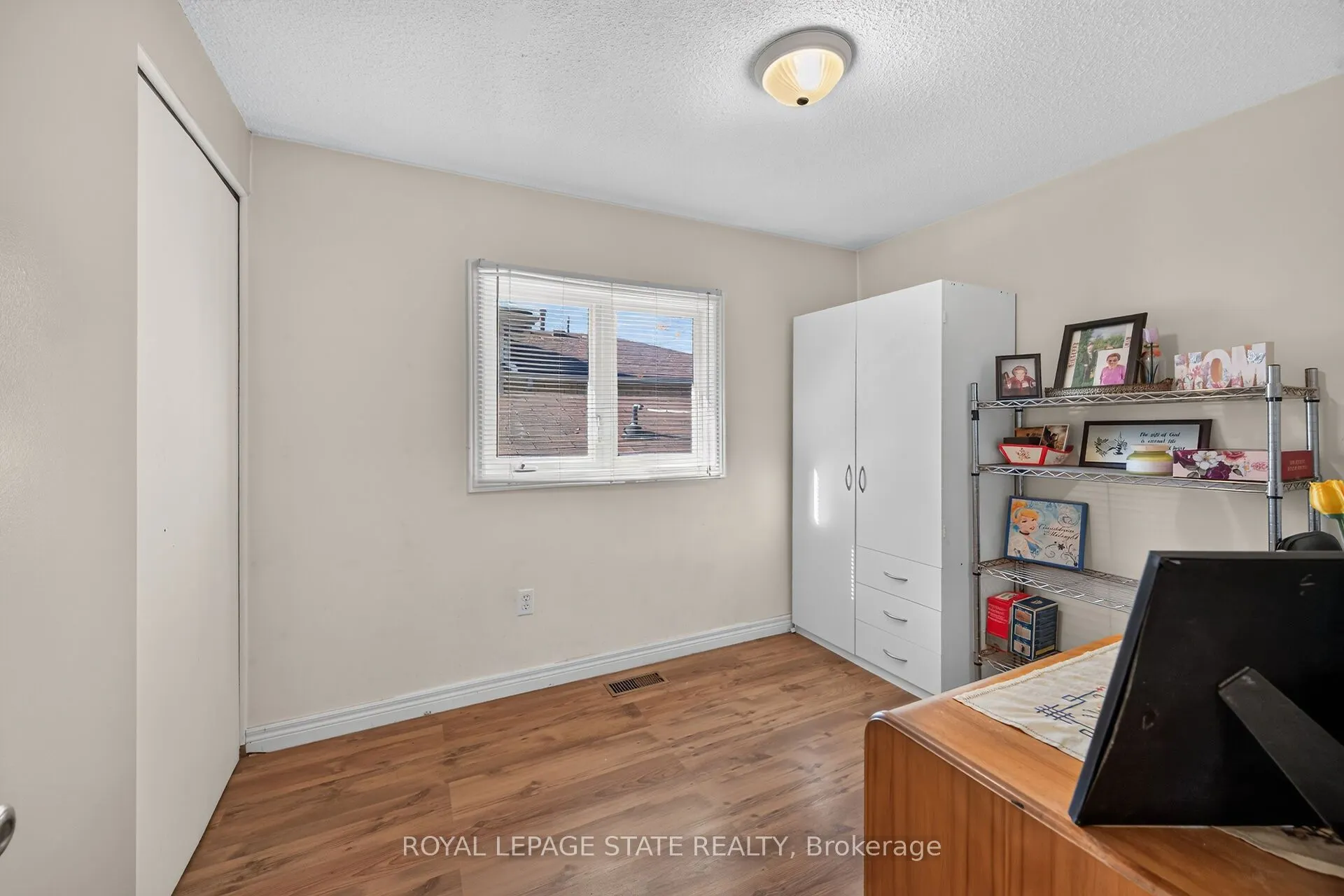 411 Queen Victoria Drive