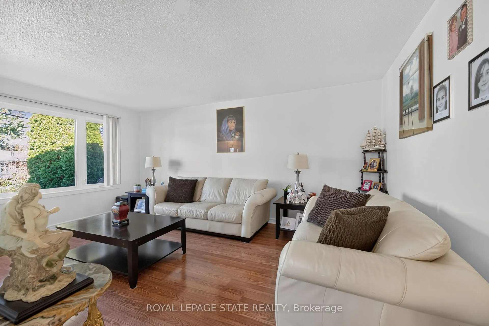 411 Queen Victoria Drive