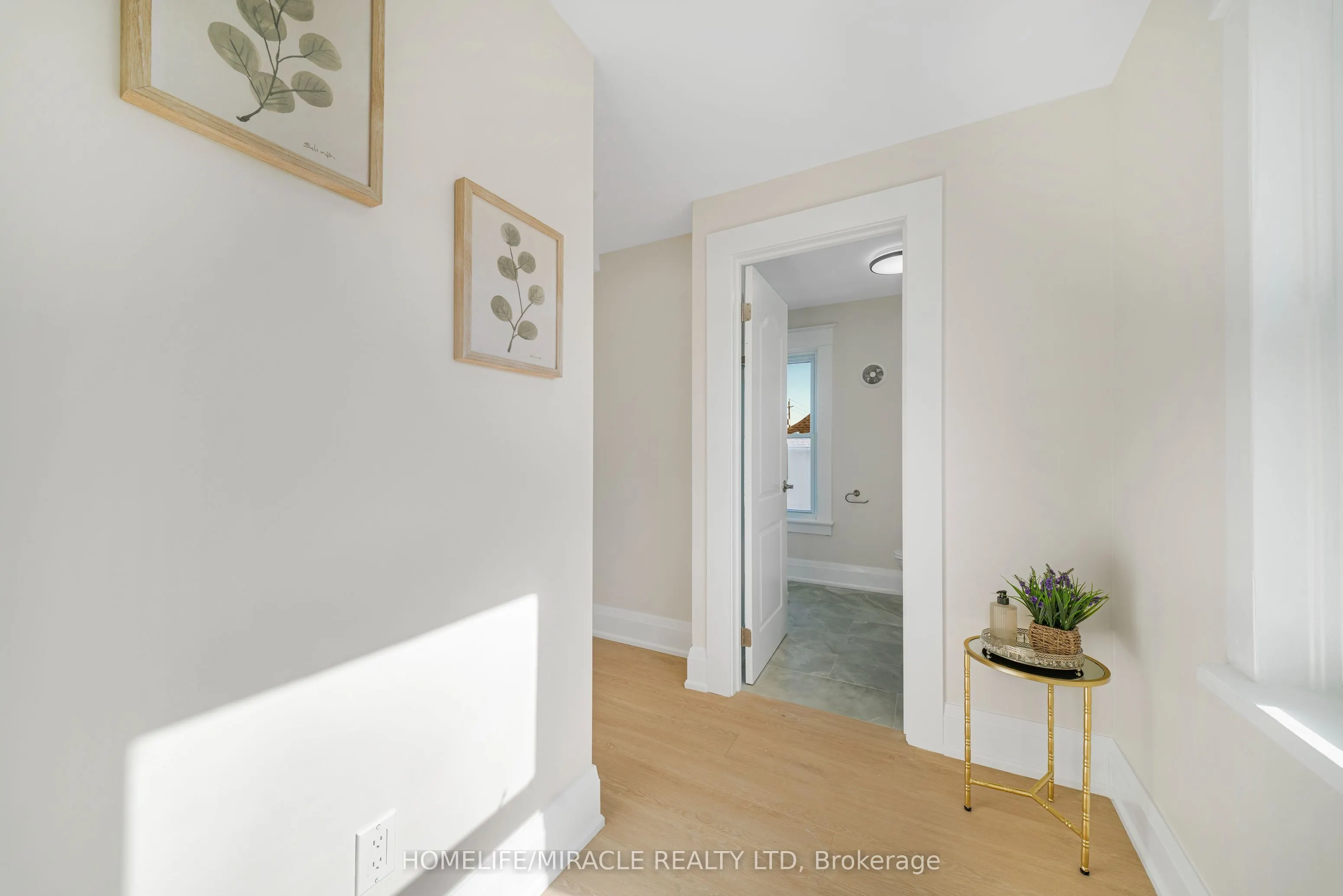 323 Queenston Road