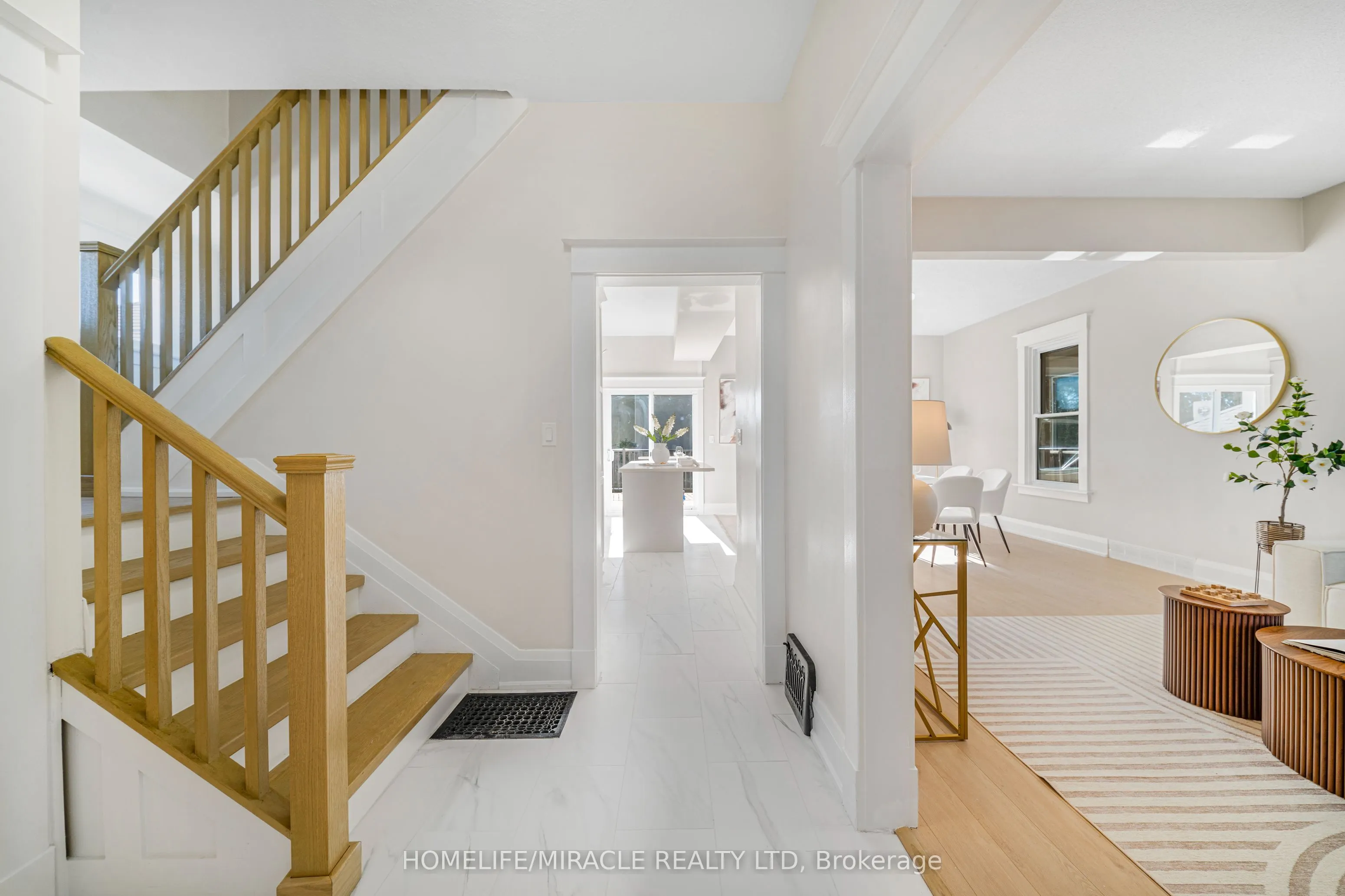 323 Queenston Road