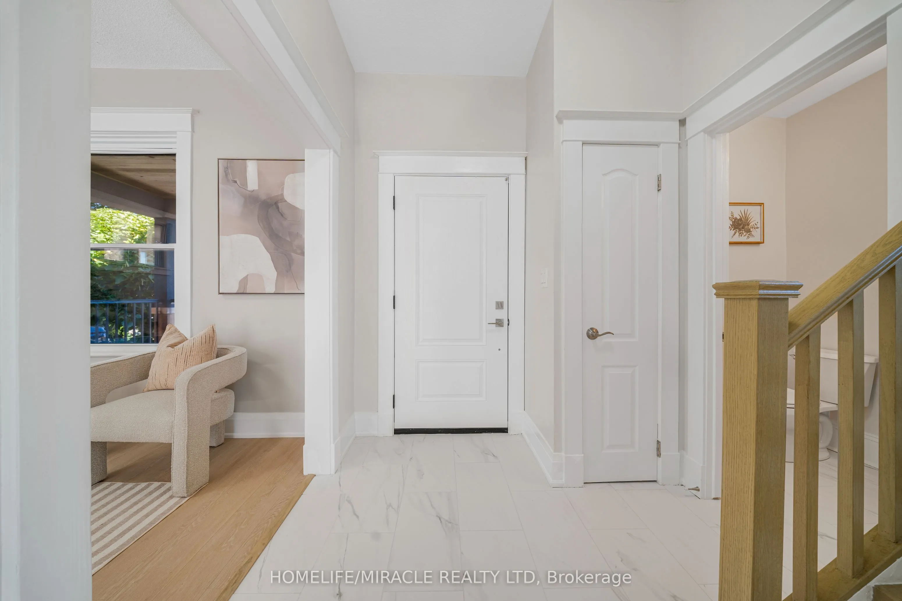 323 Queenston Road
