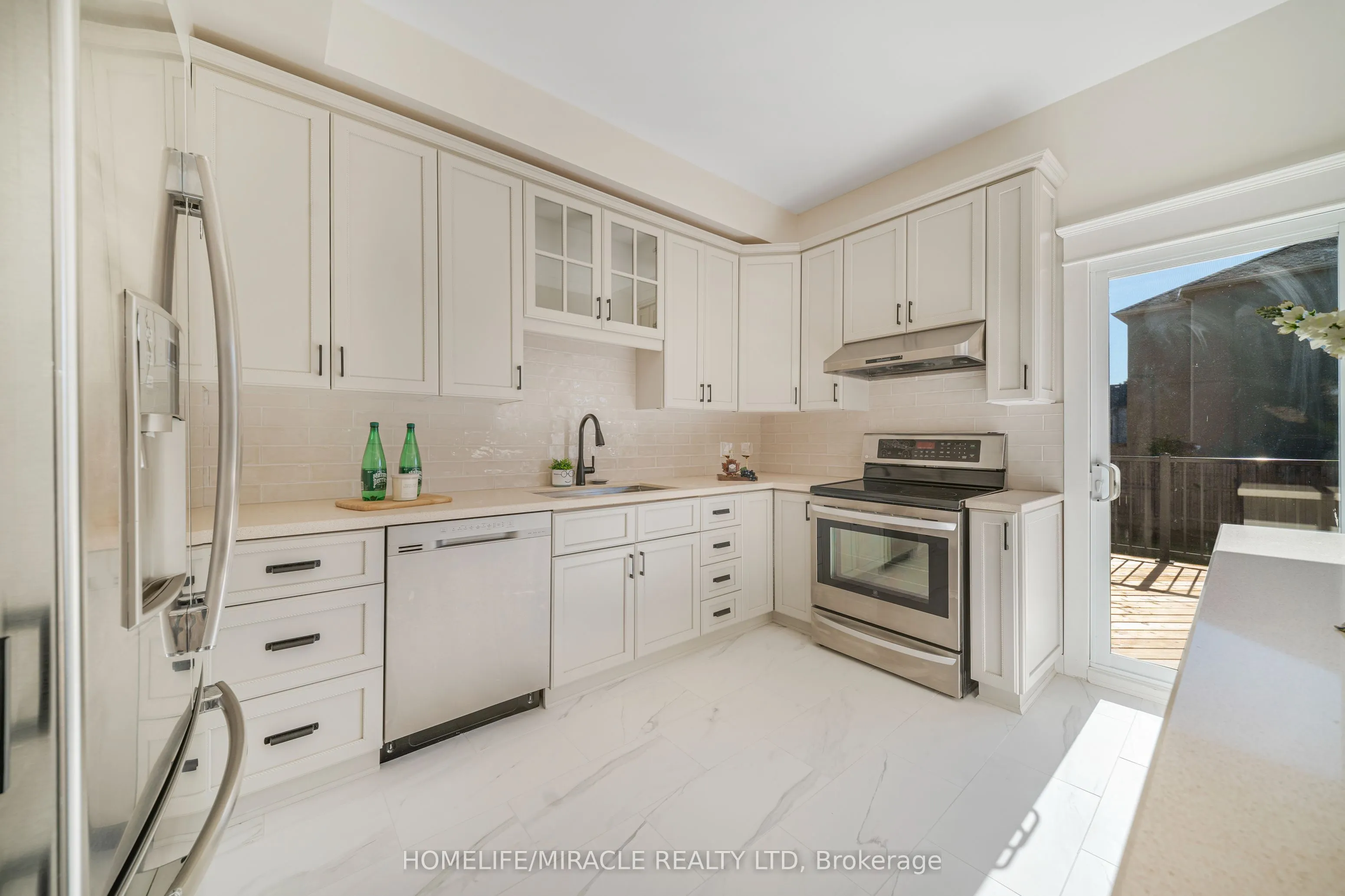 323 Queenston Road