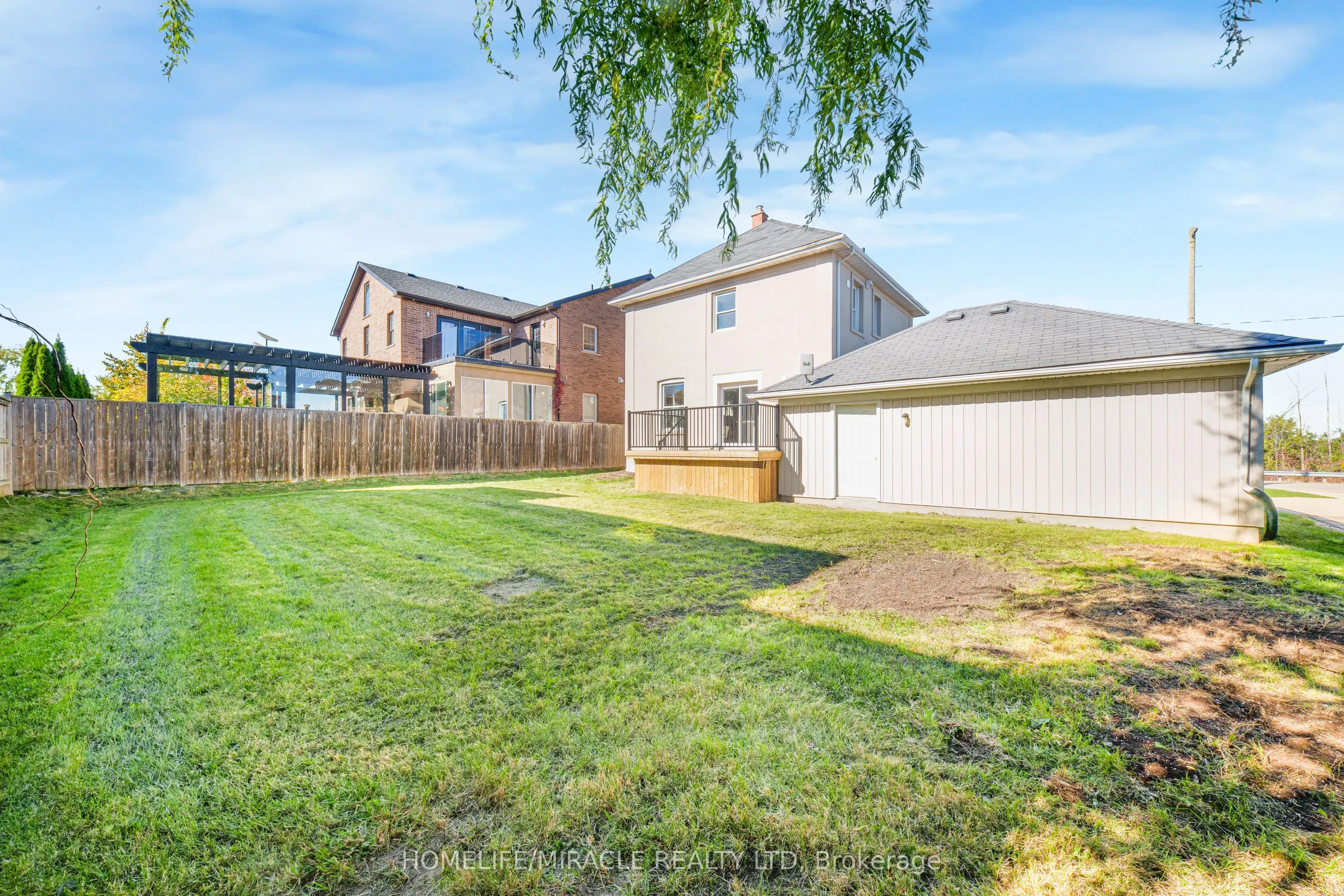 323 Queenston Road