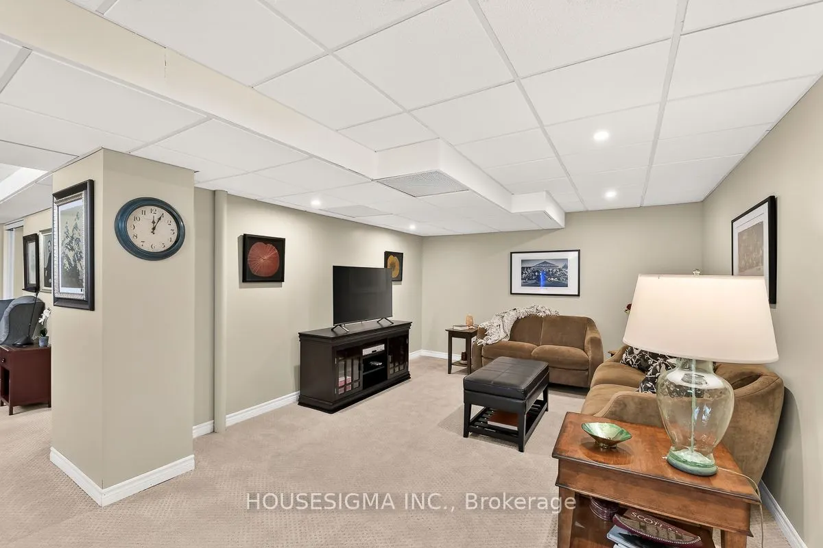798 Greenly Drive