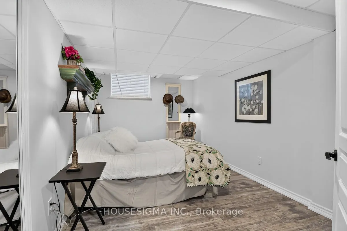 798 Greenly Drive